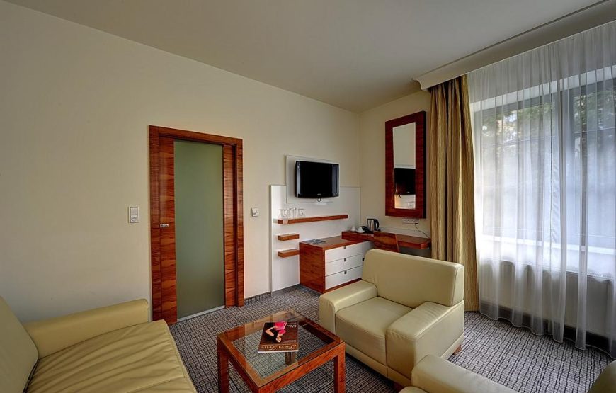 St.Joseph Royal Regent