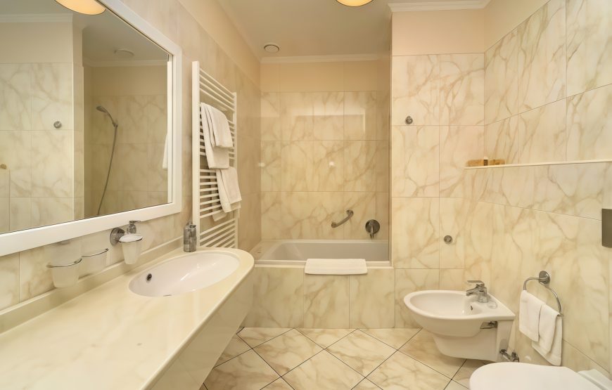 Humboldt Park Hotel-Spa